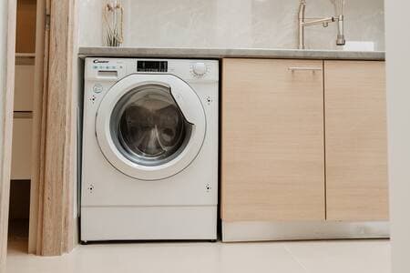 Washer/Dryer combined unit