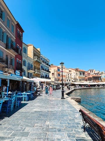 ModernPastel Apartment -Near Old Port with parking