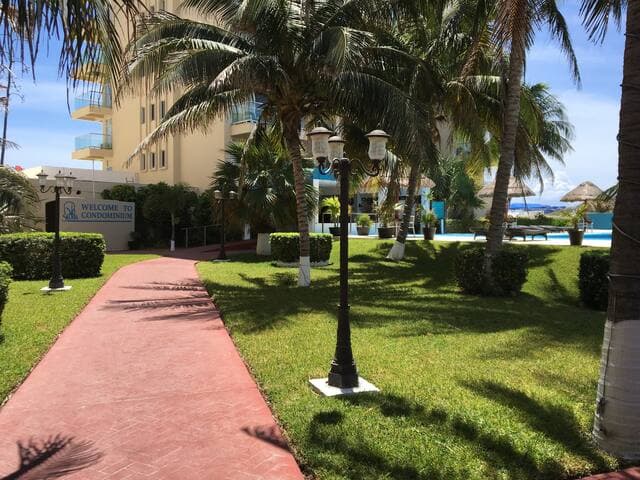 Tropical entrance to the condo
