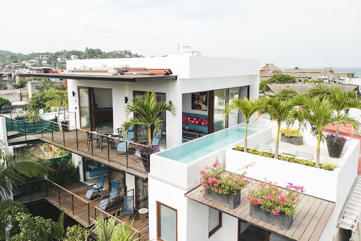 Luxe Penthouse; 2 Pools, Ocean Views at Casa Yaka