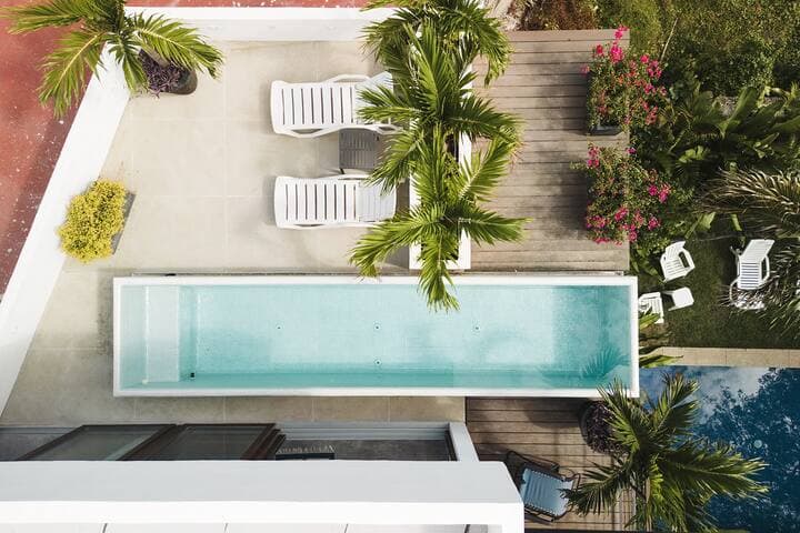 Luxe Penthouse; 2 Pools, Ocean Views at Casa Yaka