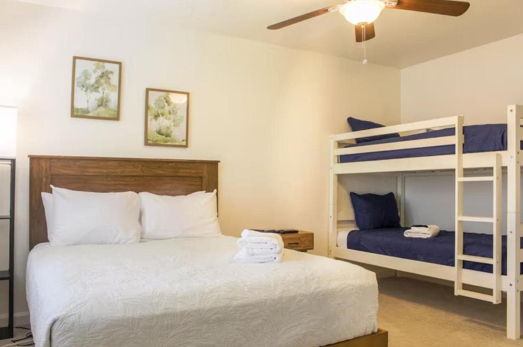 Game Room - 100 inch projector - By Marsh