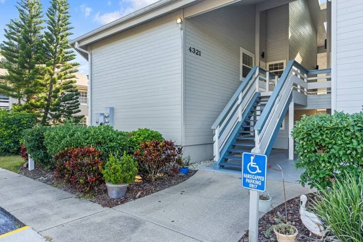 First floor entrance.